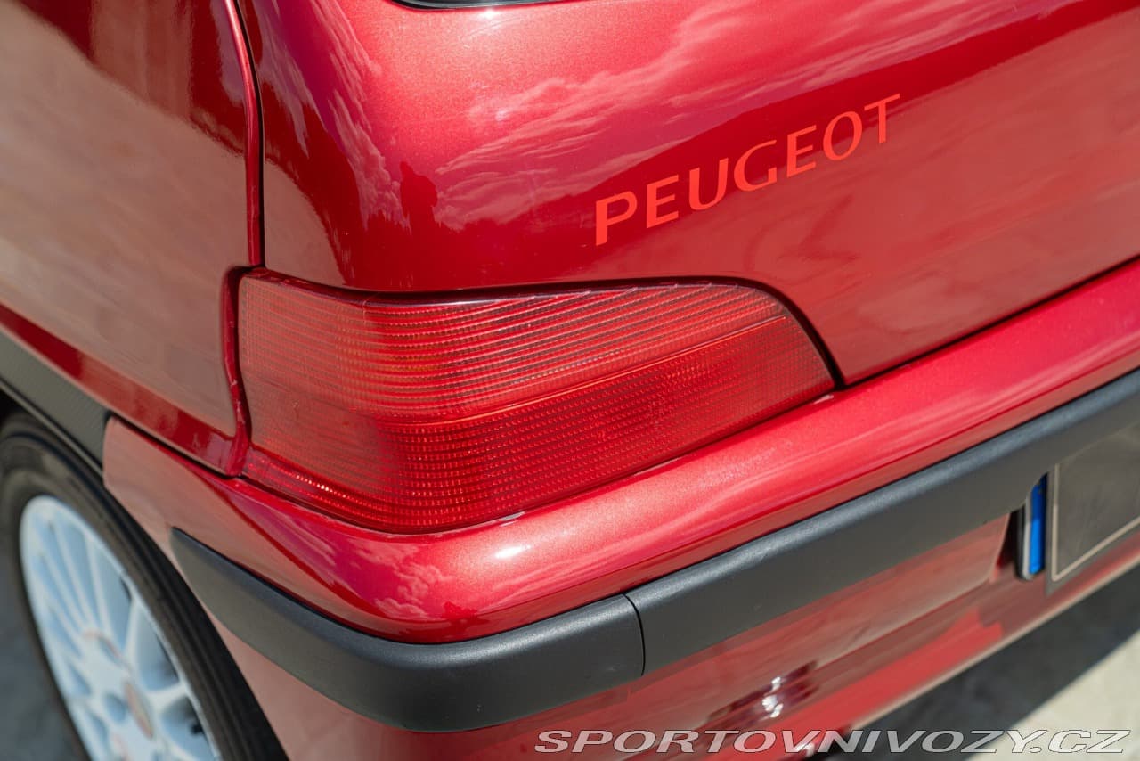 2003 Peugeot 106 - 12