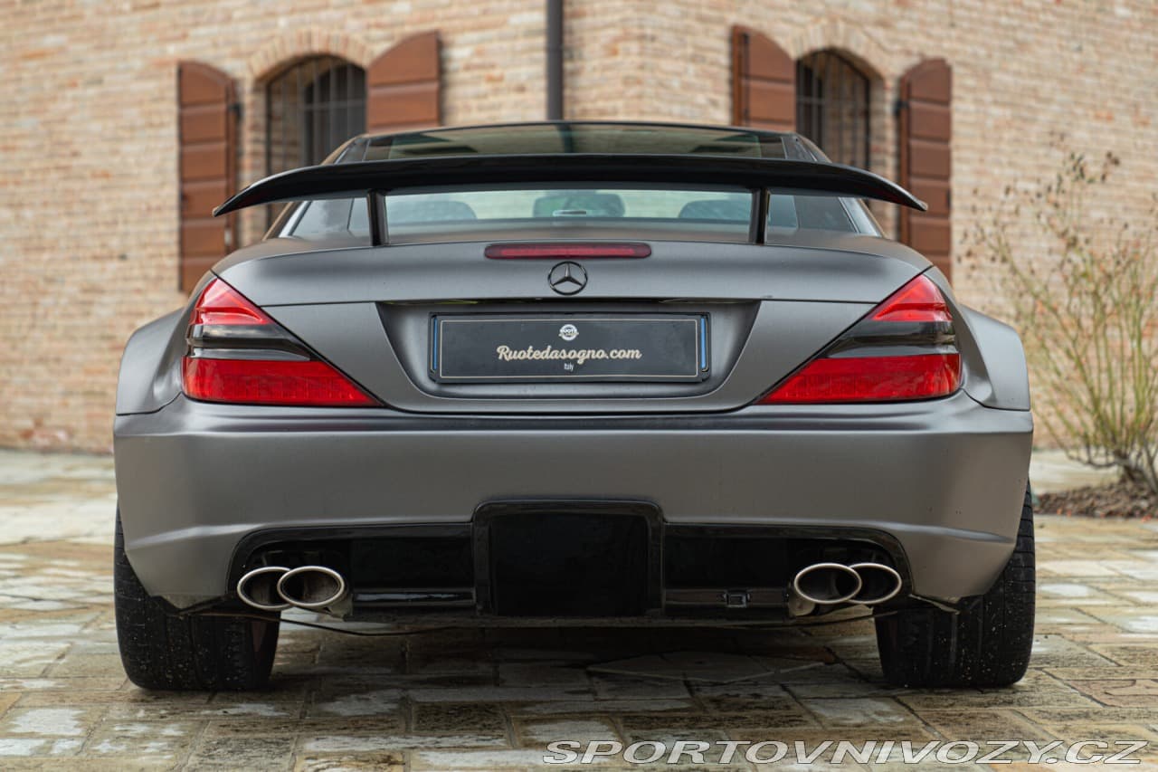 2004 Mercedes-Benz SL - 11