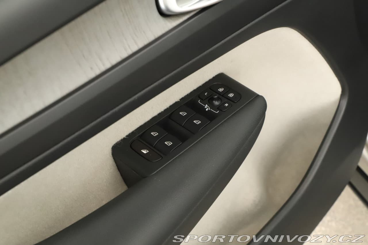 2020 Volvo OSTATNÍ - 19
