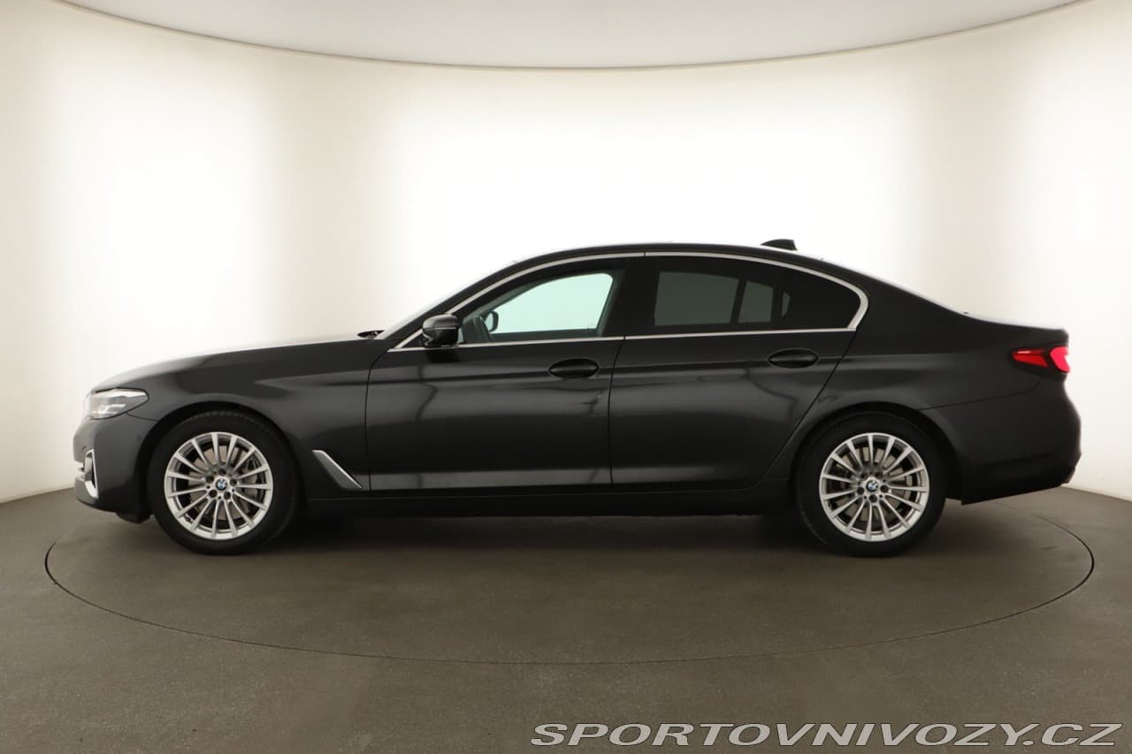 2023 BMW 5-SERIES - 3