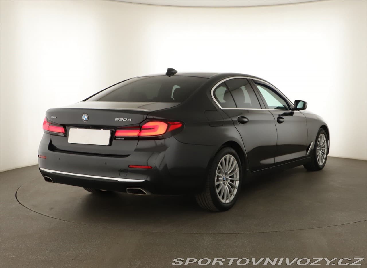 2023 BMW 5-SERIES - 5