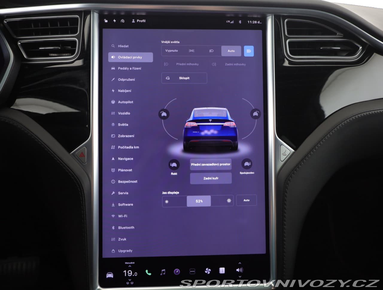 2018 Tesla MODEL X - 13