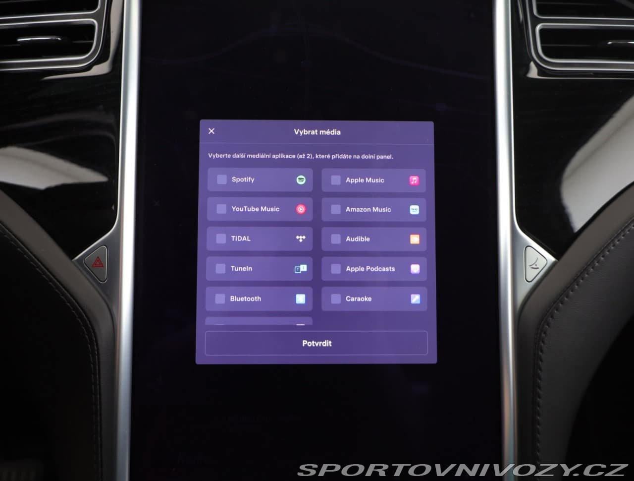 2018 Tesla MODEL X - 18