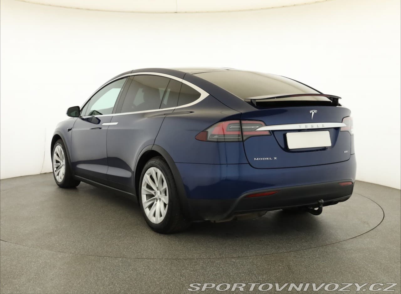 2018 Tesla MODEL X - 4