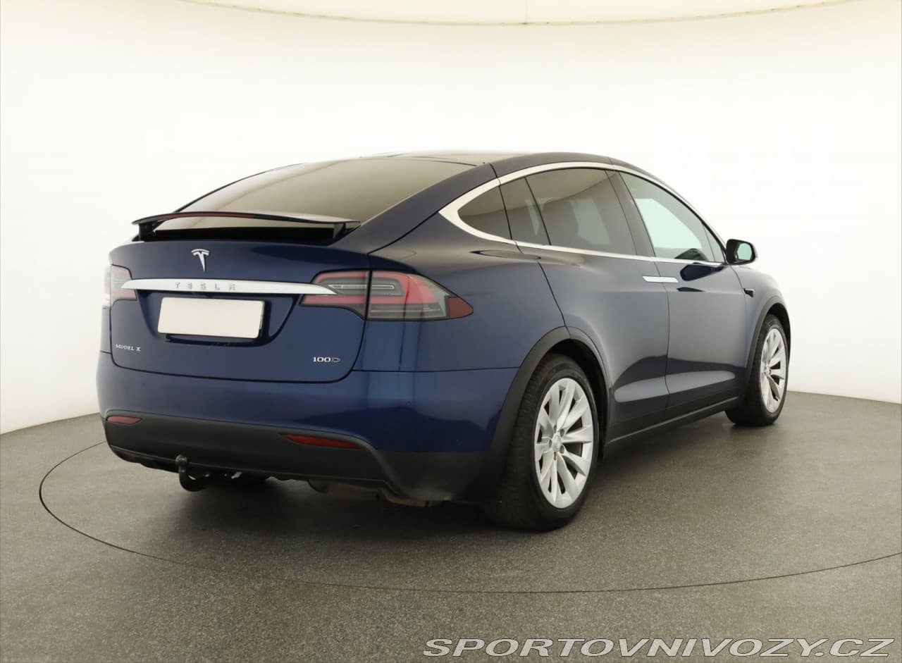 2018 Tesla MODEL X - 5