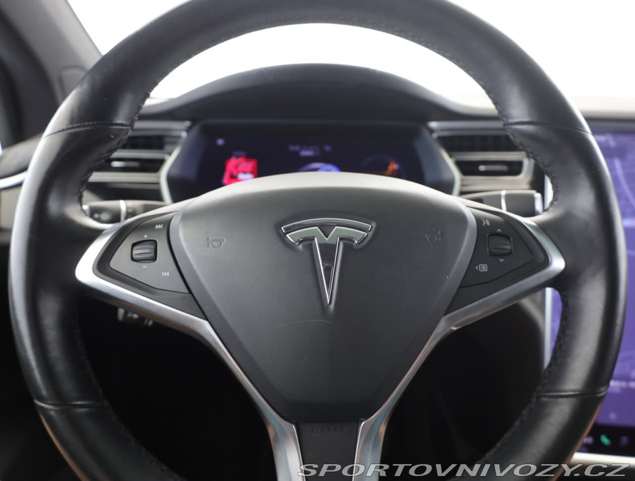 2018 Tesla MODEL X - 8
