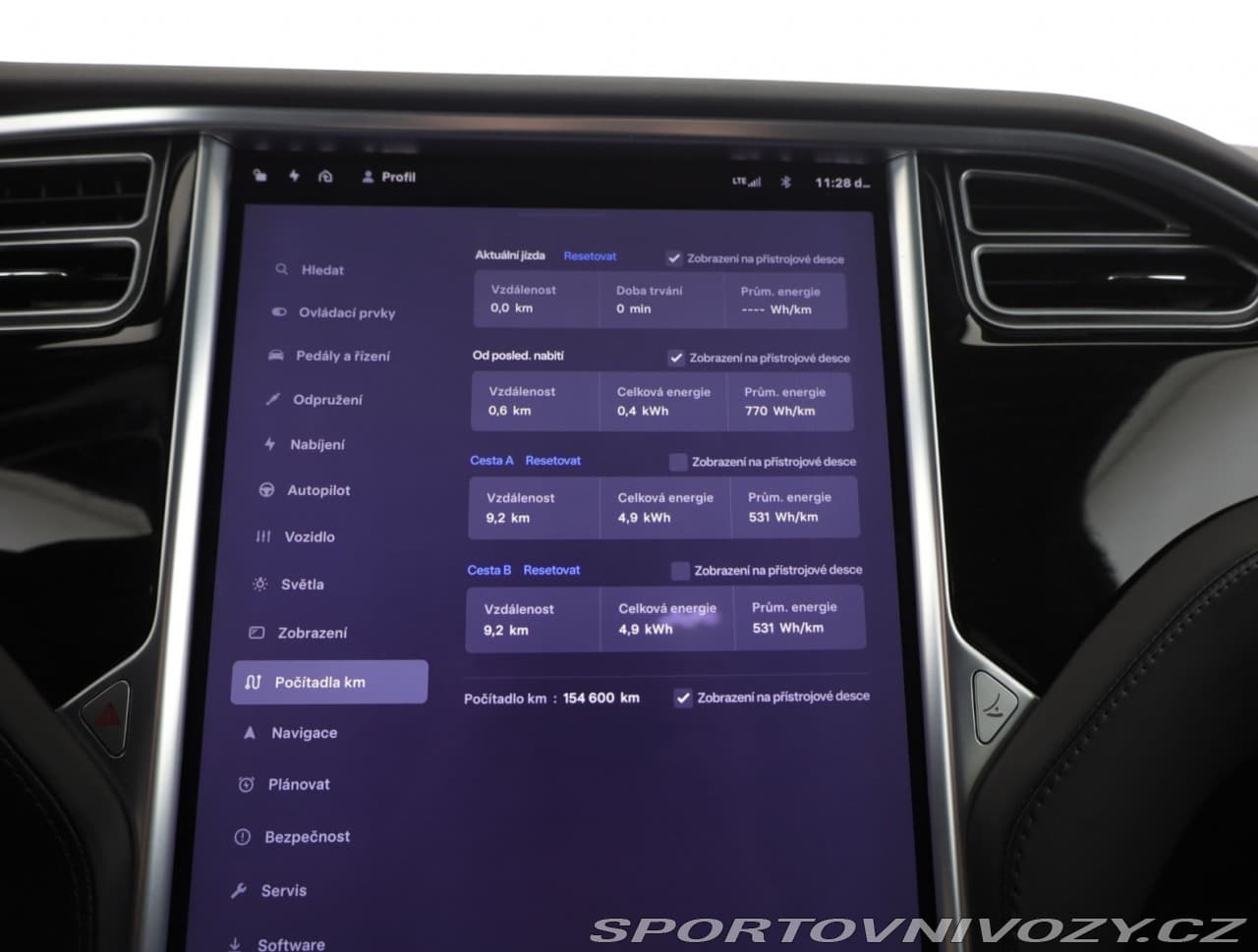 2018 Tesla MODEL X - 9
