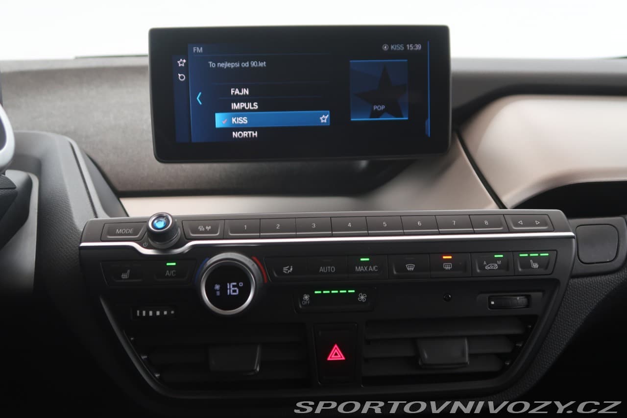 2020 BMW i3 - 12