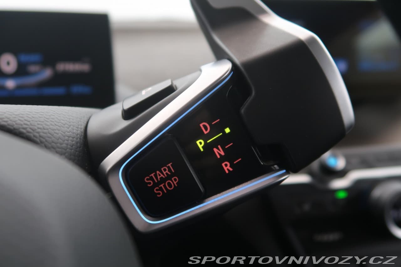2020 BMW i3 - 13