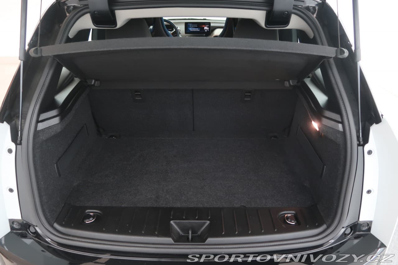 2020 BMW i3 - 14