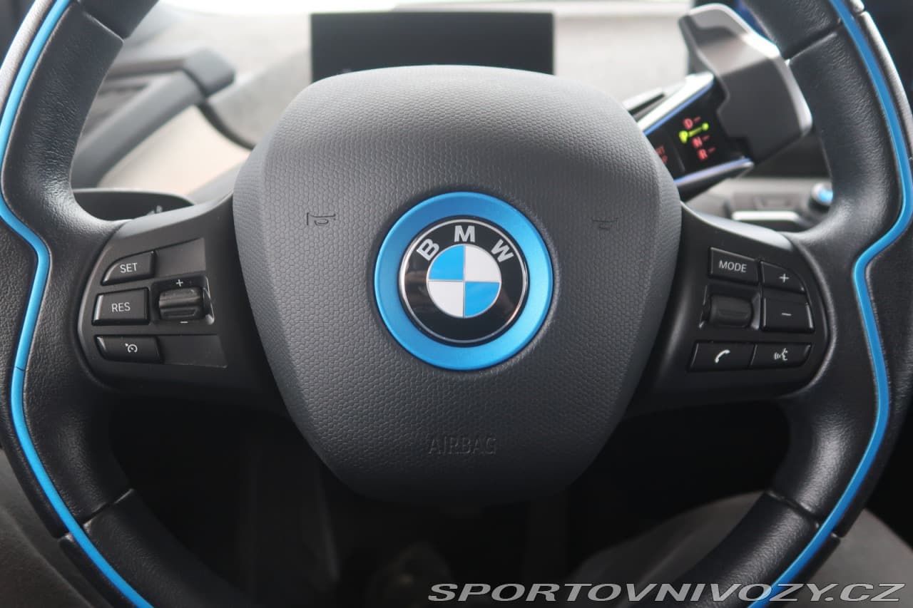 2020 BMW i3 - 16