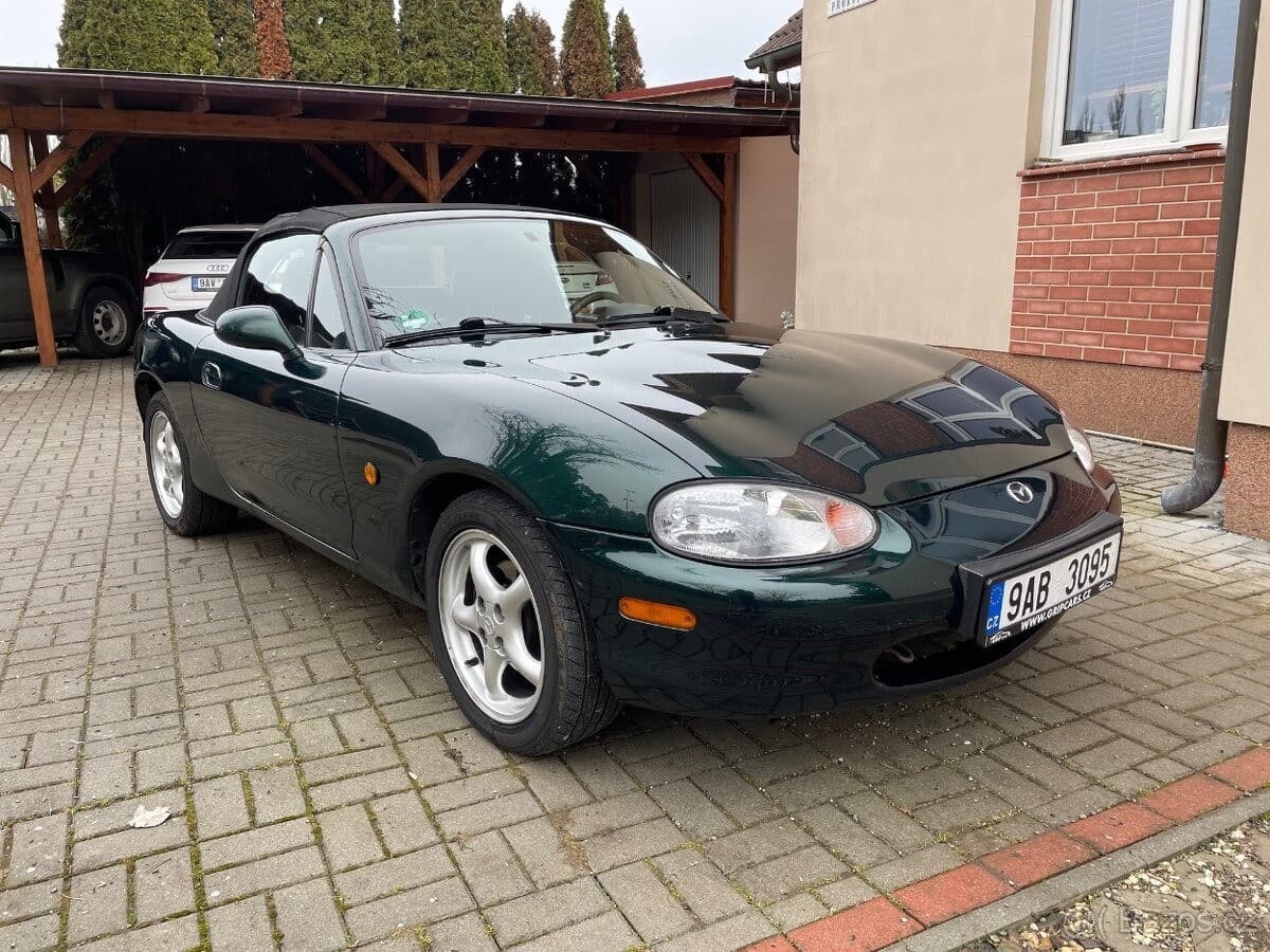 2000 Mazda MX-5