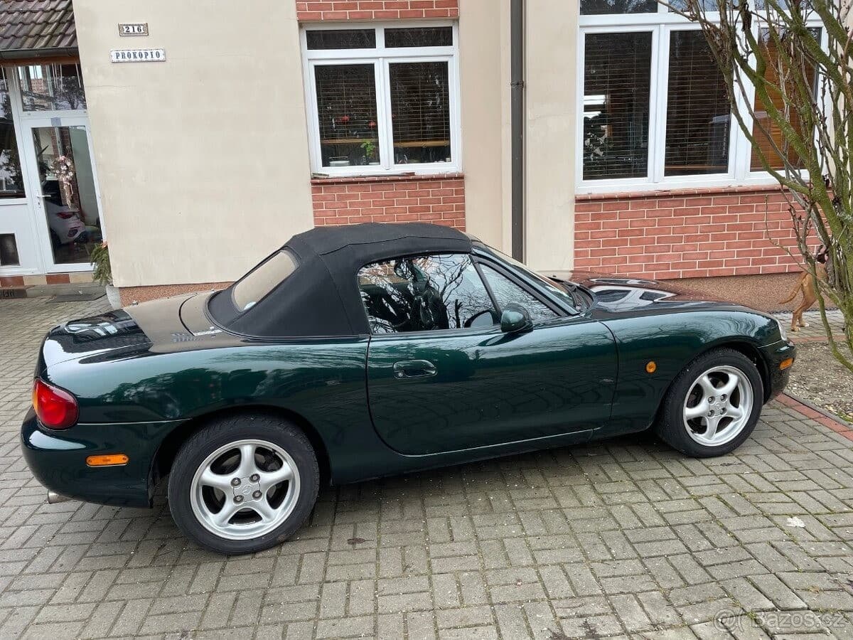 2000 Mazda MX-5 - 2