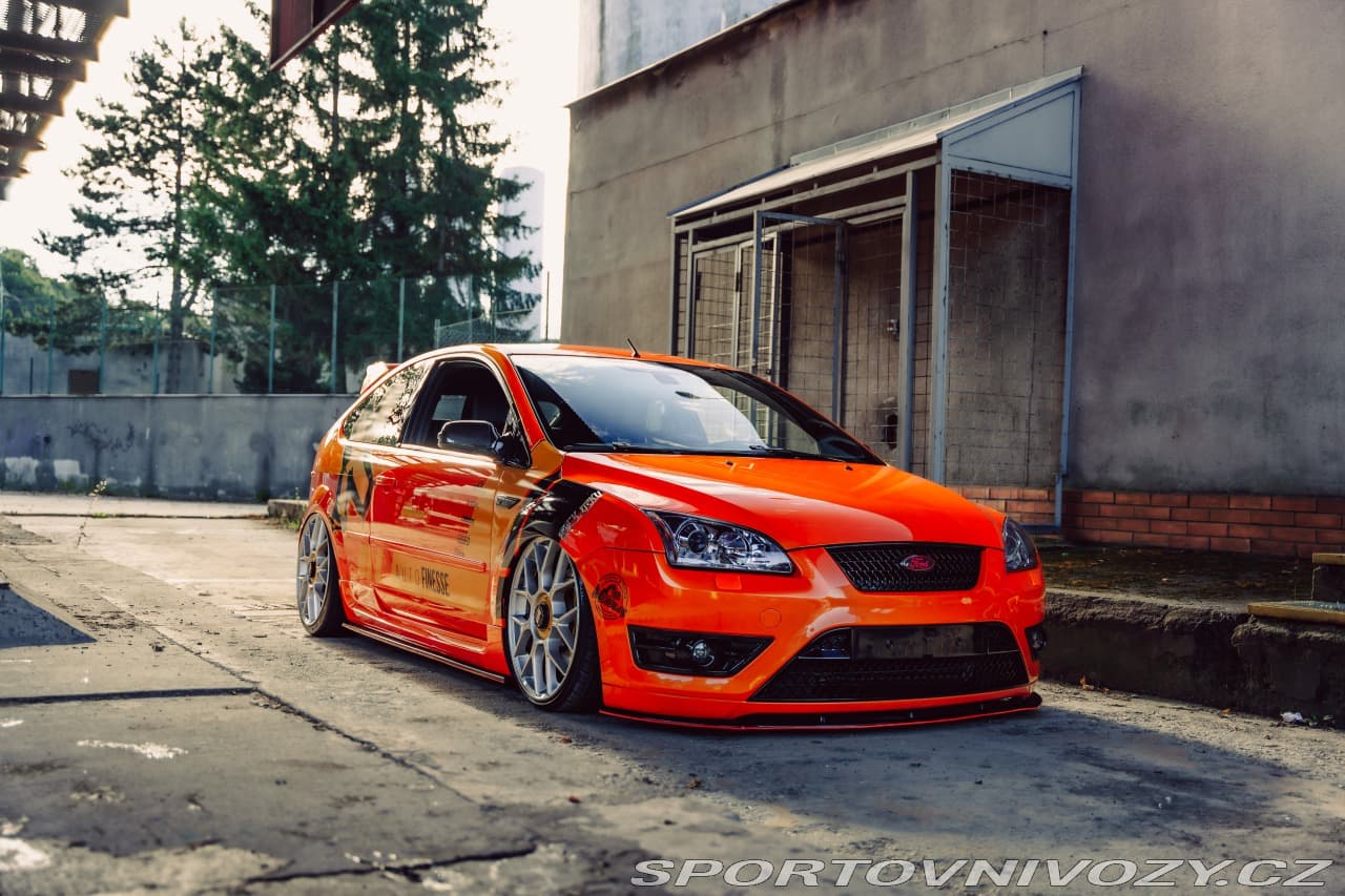 2006 Ford FOCUS - 7