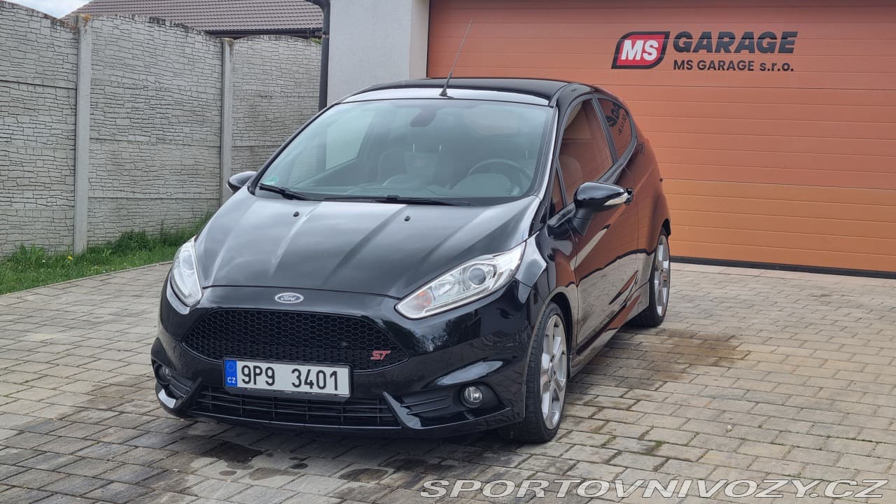 2015 Ford FIESTA - 2