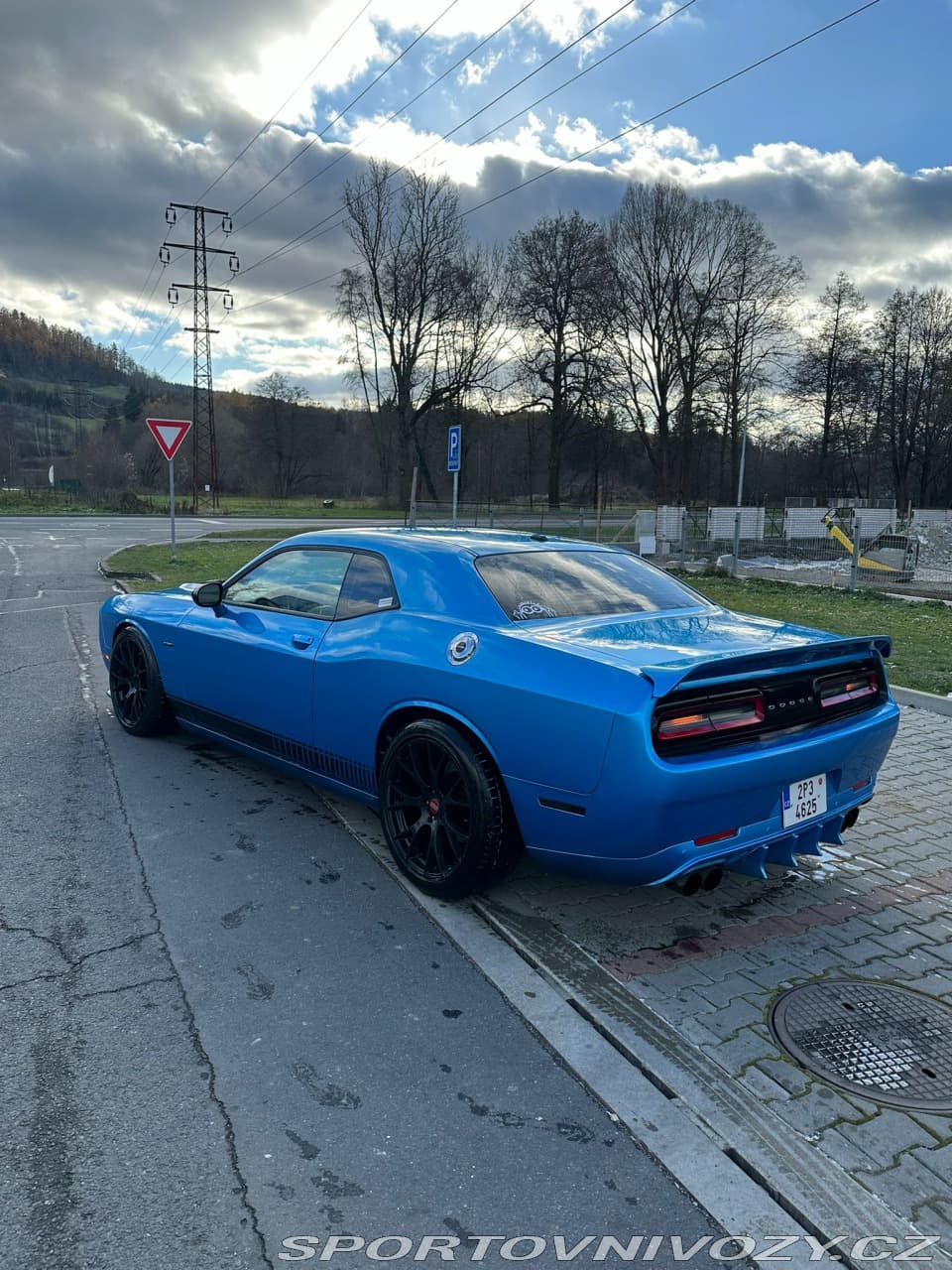 2015 Dodge CHALLENGER - 2