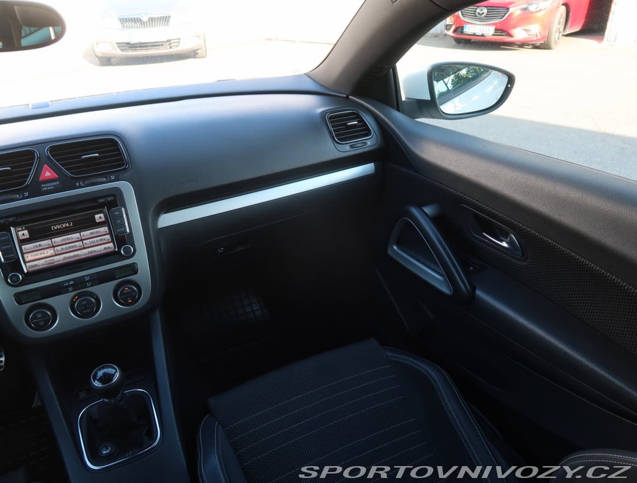 2009 Volkswagen SCIROCCO - 8
