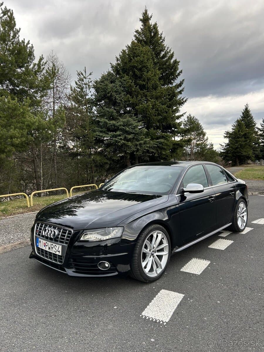 2010 Audi S4 - 15