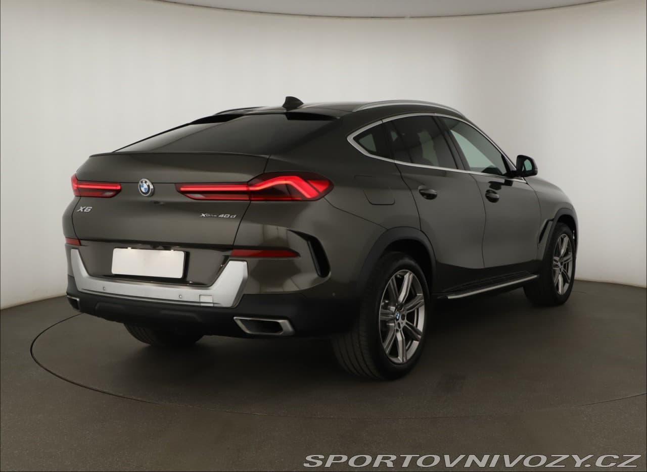 2022 BMW X6 - 5
