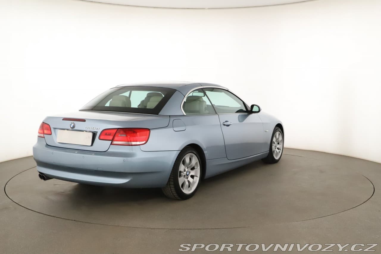2009 BMW 3-SERIES - 19