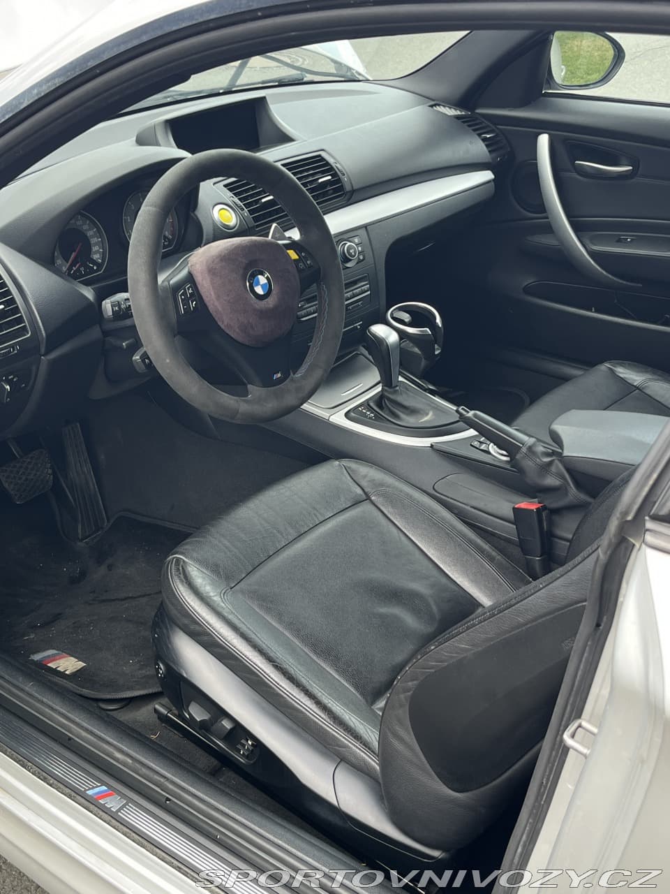 2009 BMW 1-SERIES - 11