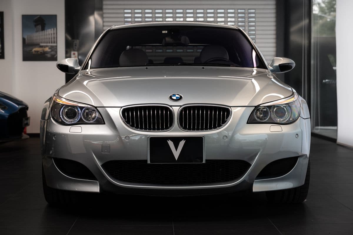 2005 BMW M5 - 2