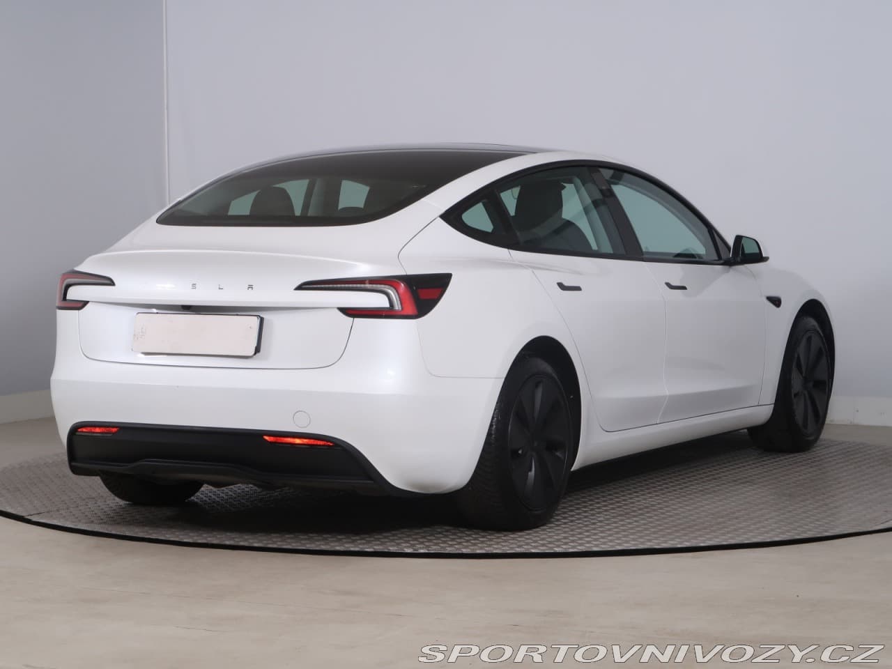2024 Tesla MODEL 3 - 5