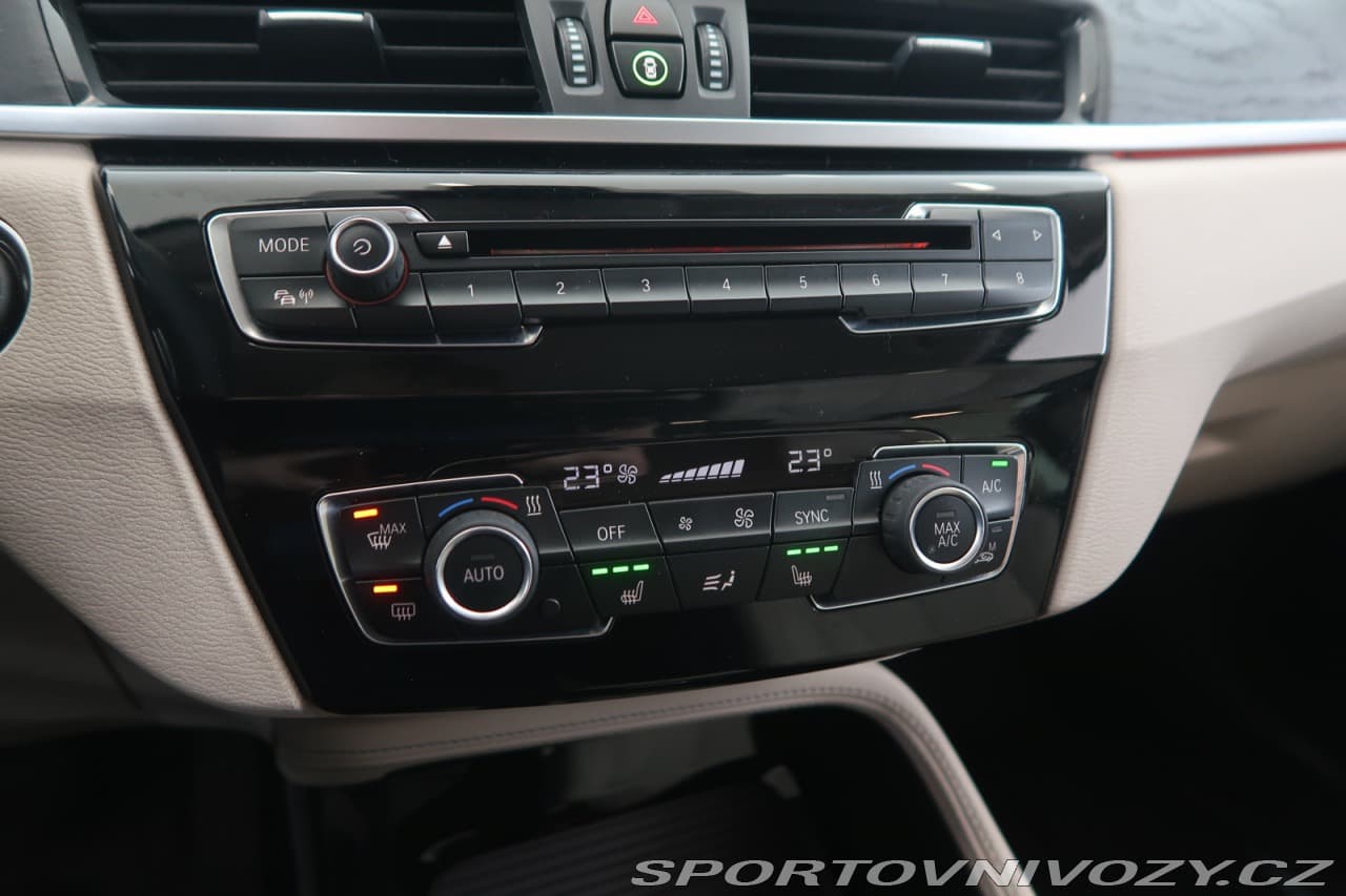 2018 BMW X1 - 15