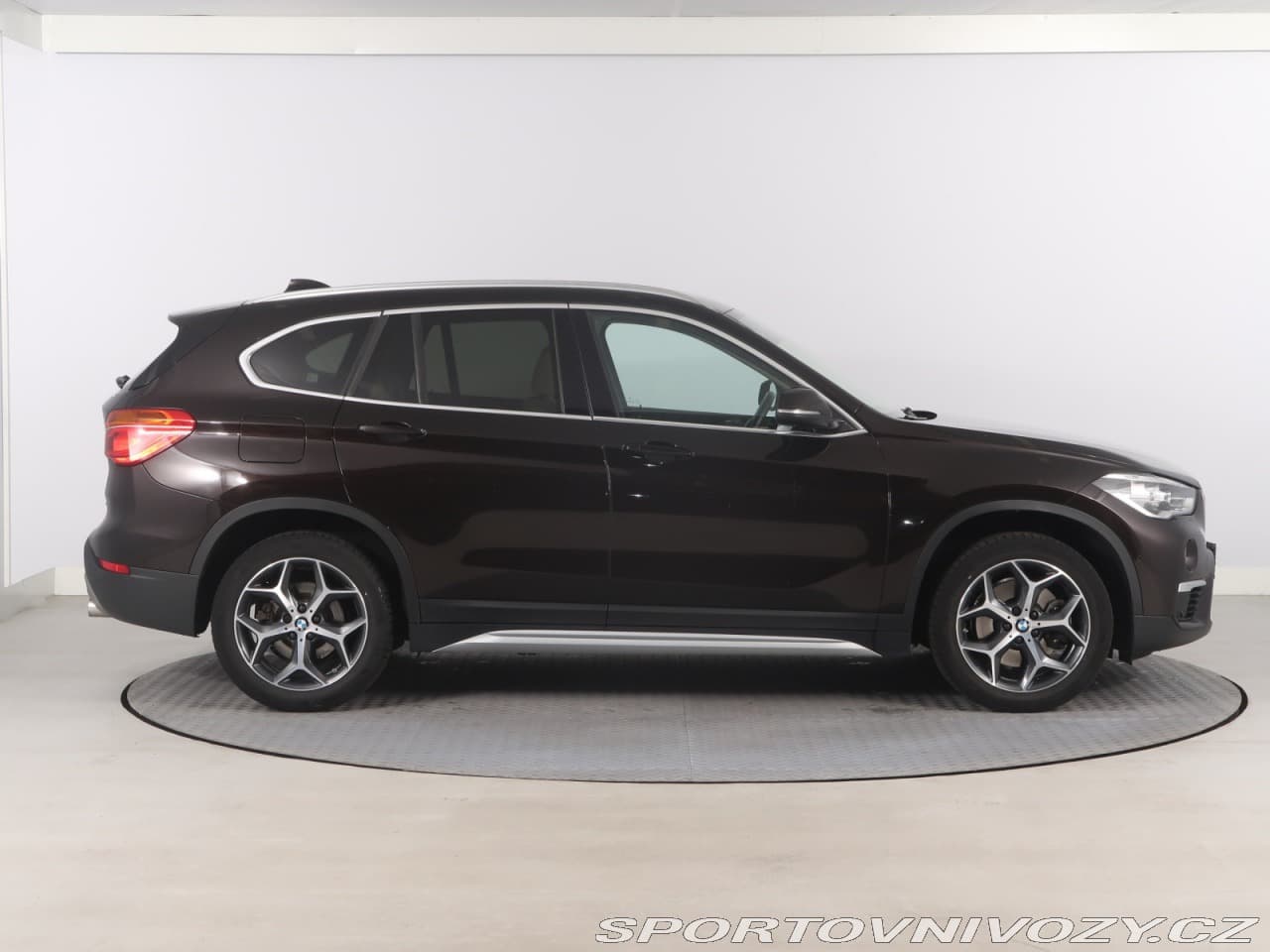 2018 BMW X1 - 6