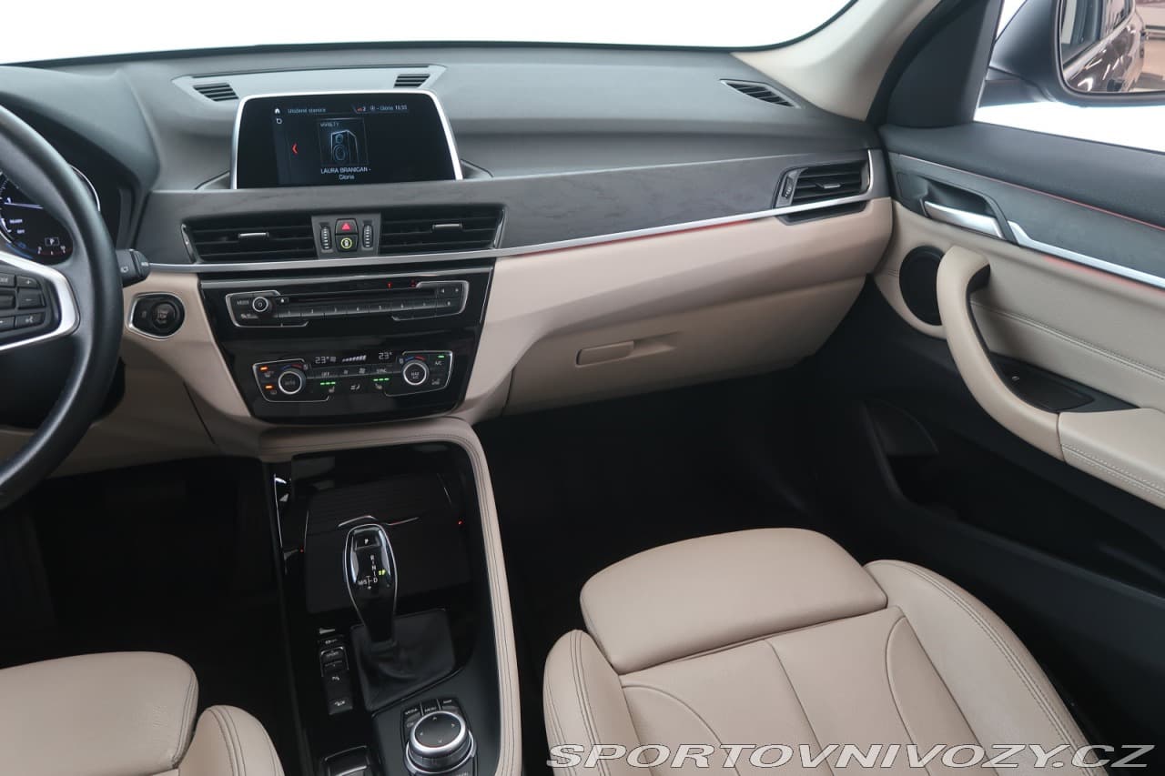 2018 BMW X1 - 8