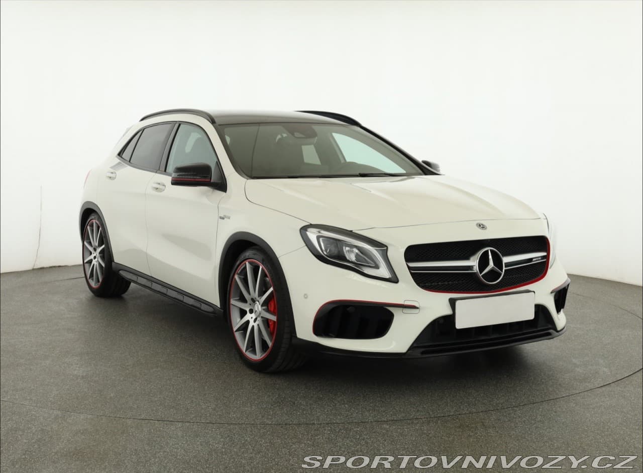 2017 Mercedes-Benz OSTATNÍ