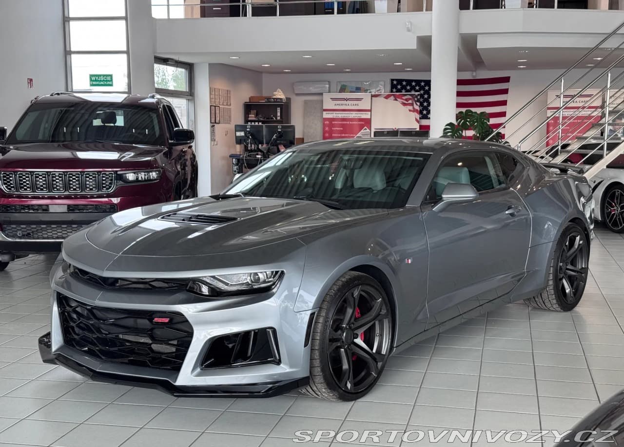 2023 Chevrolet CAMARO - 3