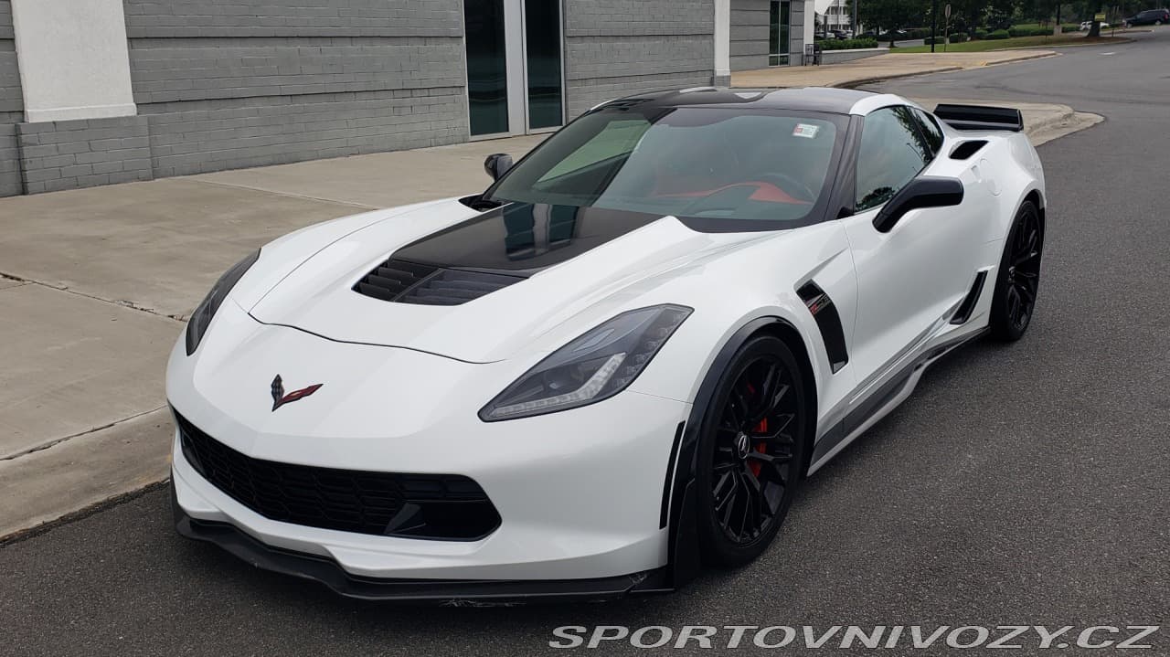 2015 Chevrolet CORVETTE - 5