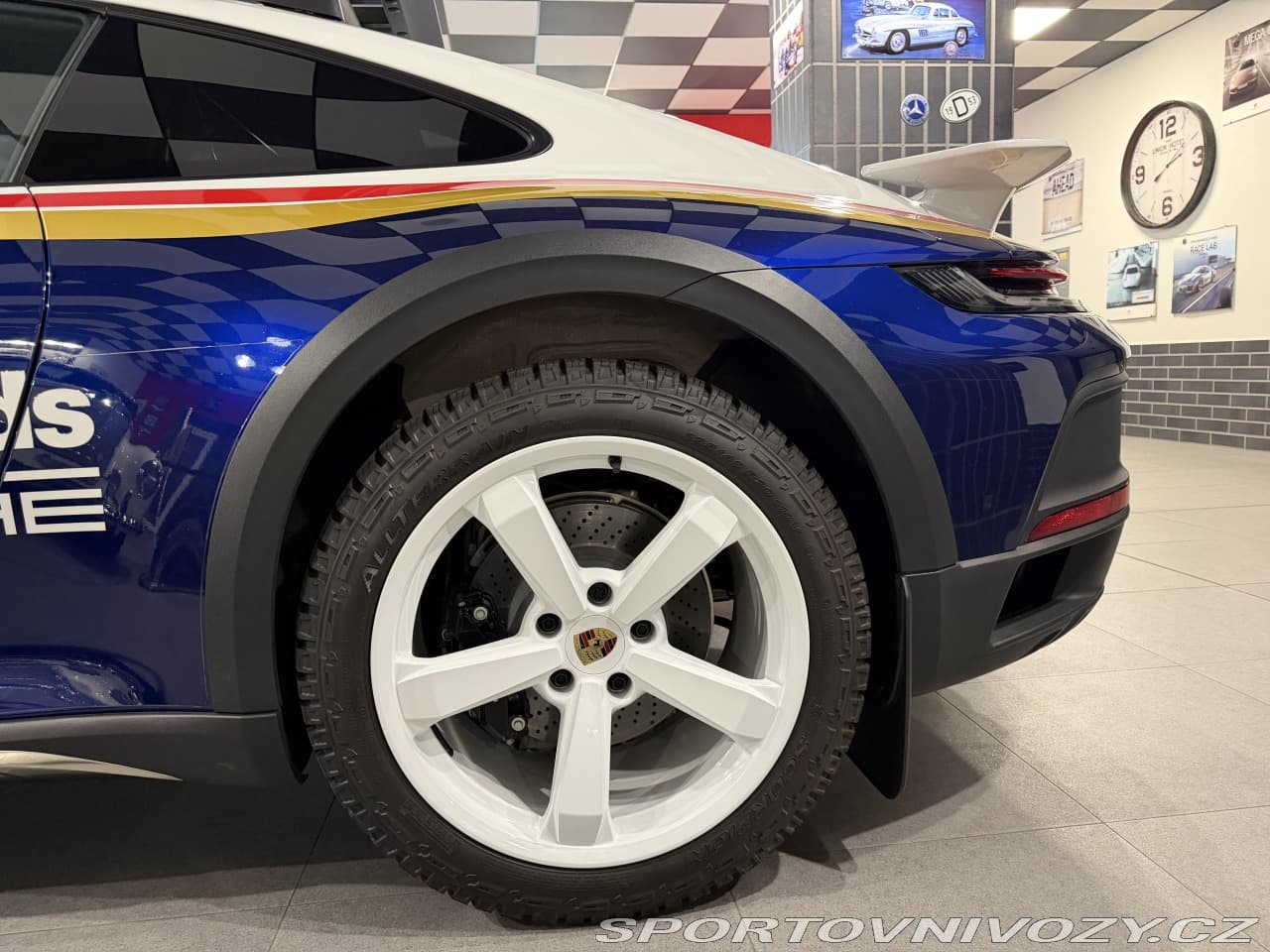 2024 Porsche 911 - 12