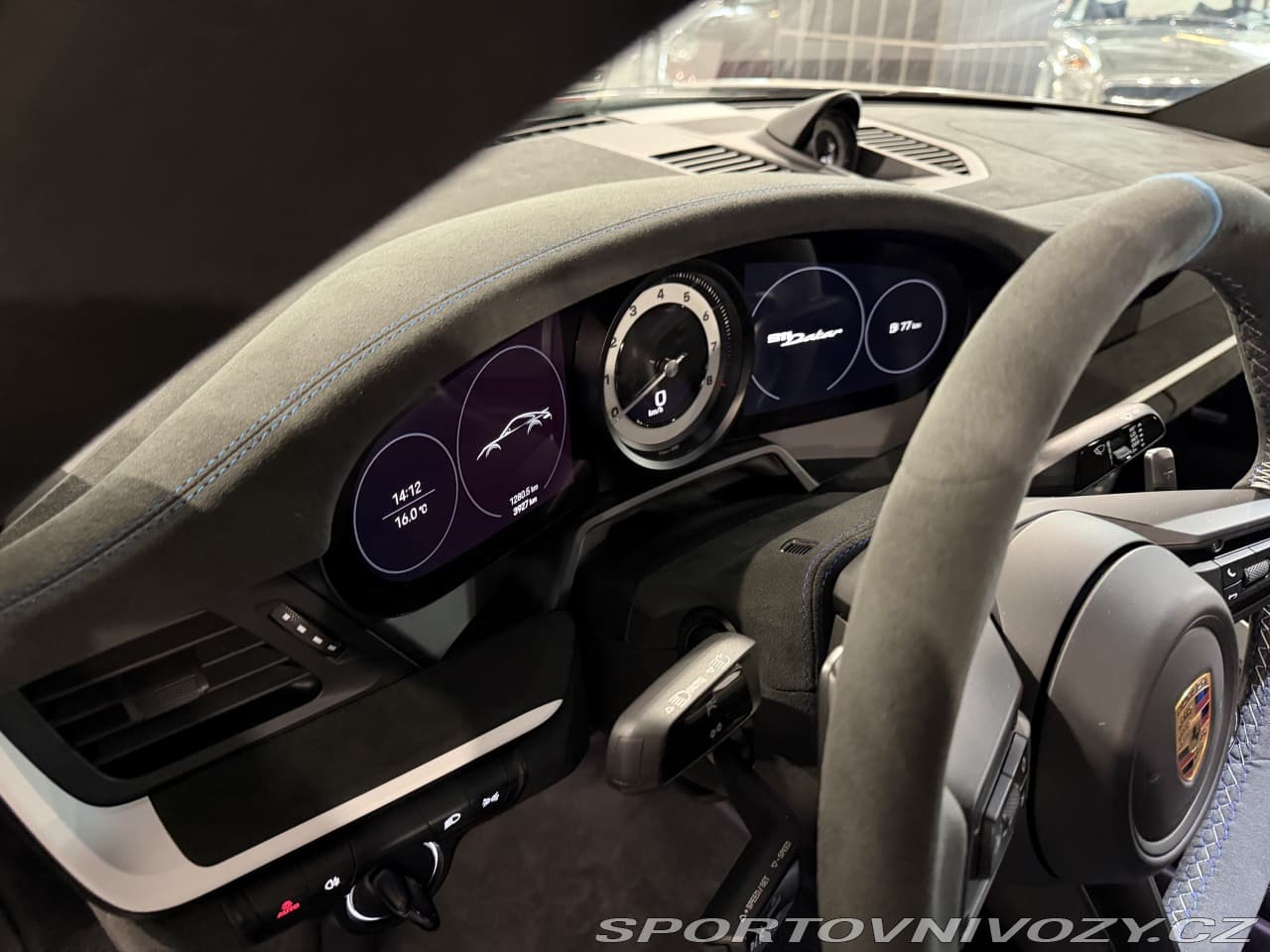2024 Porsche 911 - 17