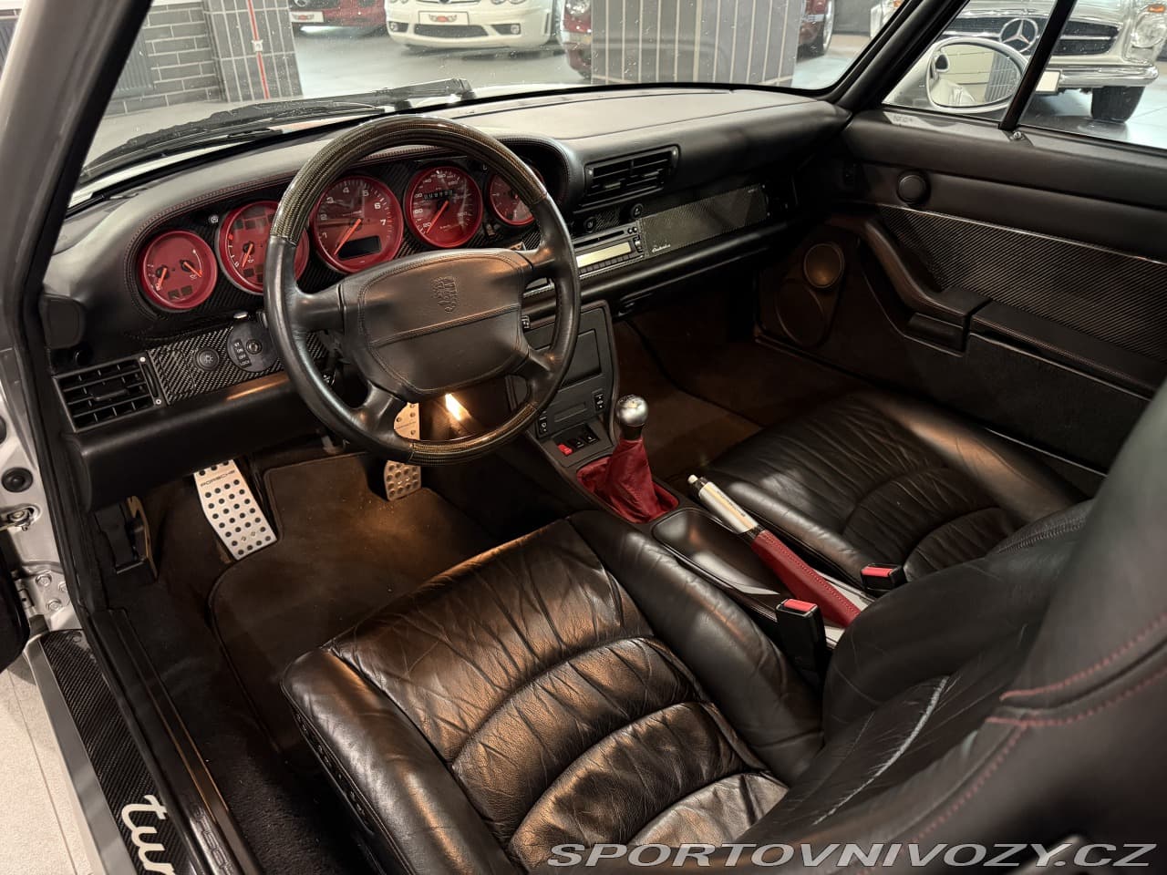 1997 Porsche 911 - 14