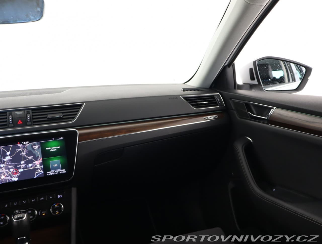 2020 Škoda SUPERB - 8