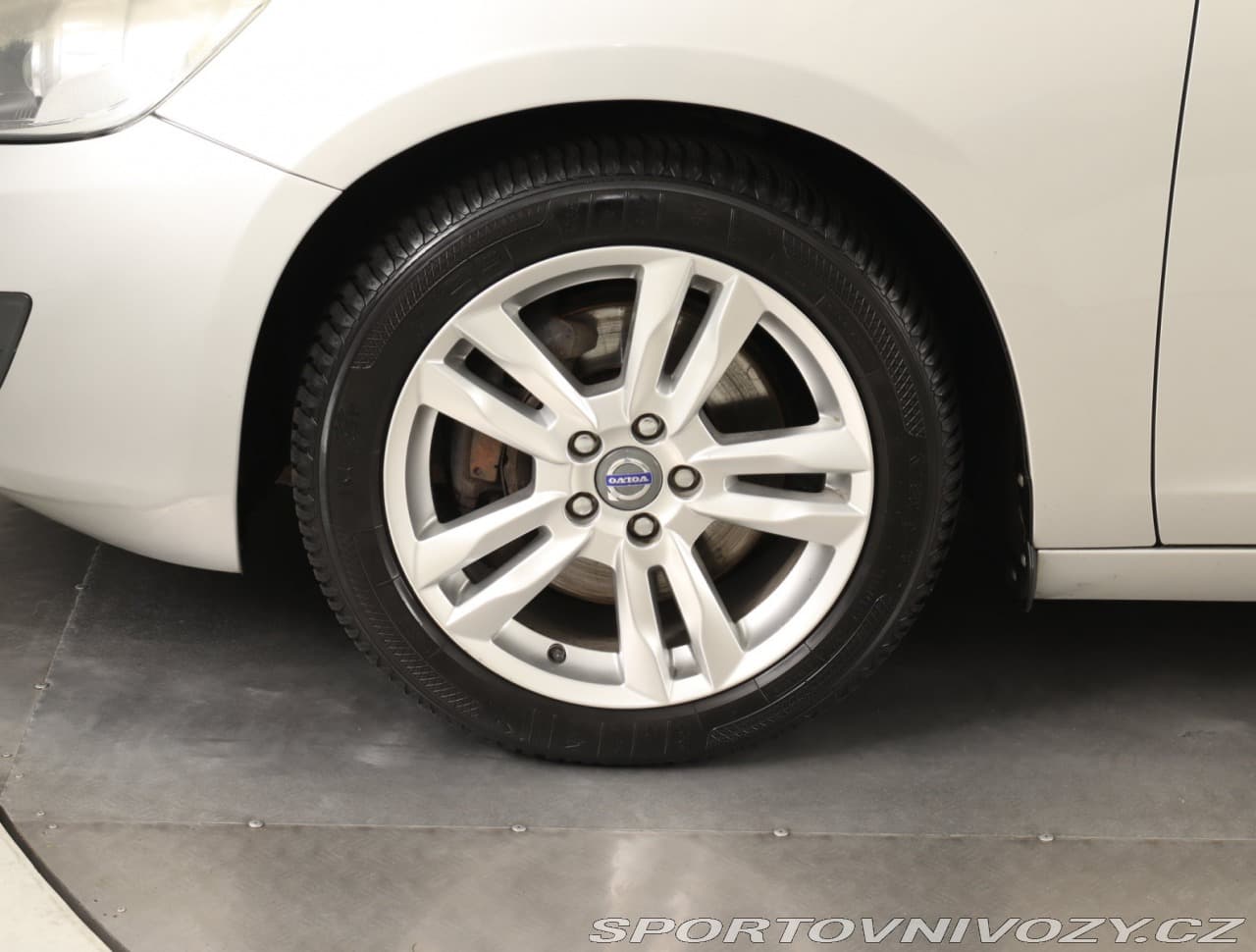 2012 Volvo V60 - 14