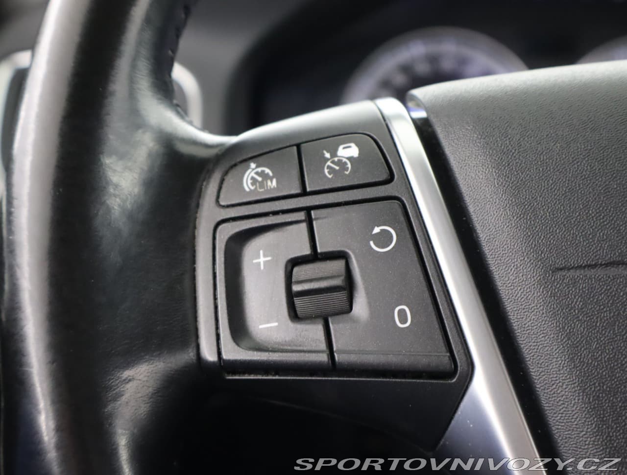 2012 Volvo V60 - 16