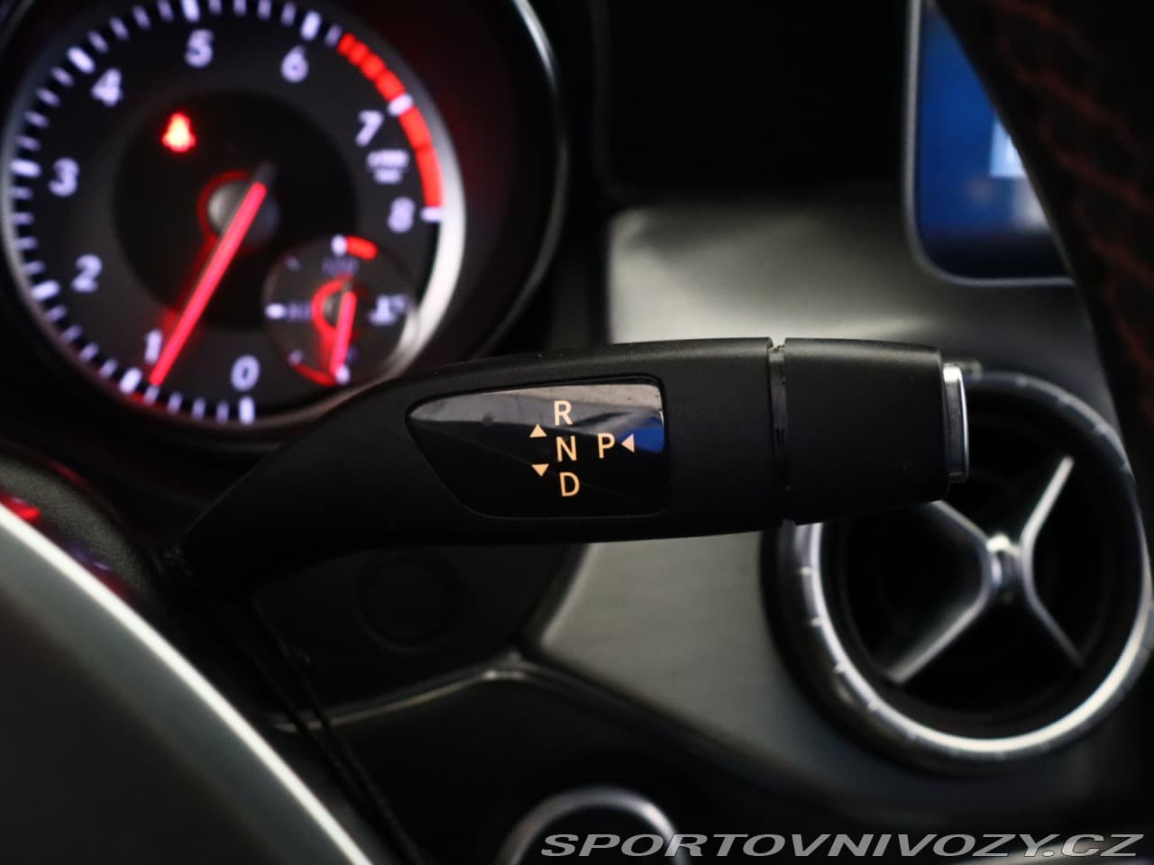 2014 Mercedes-Benz CLA - 11