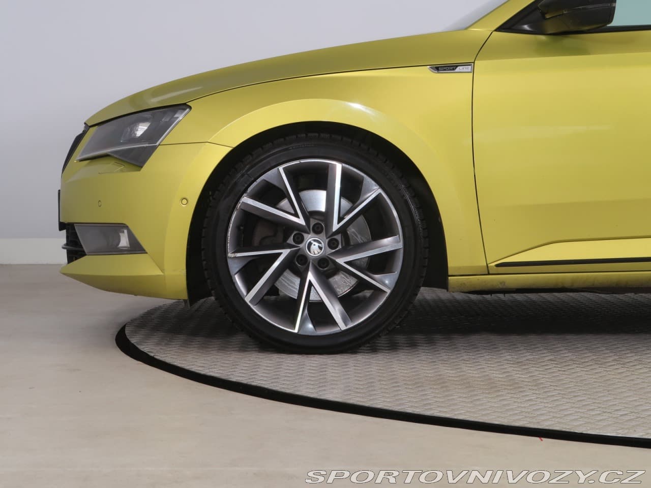2018 Škoda SUPERB - 15