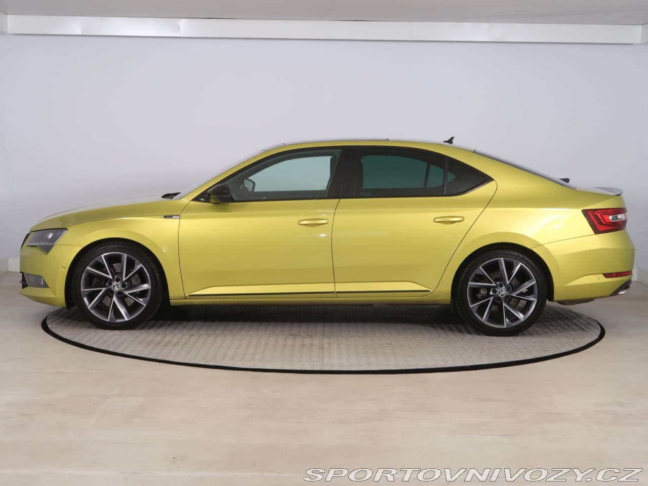 2018 Škoda SUPERB - 3