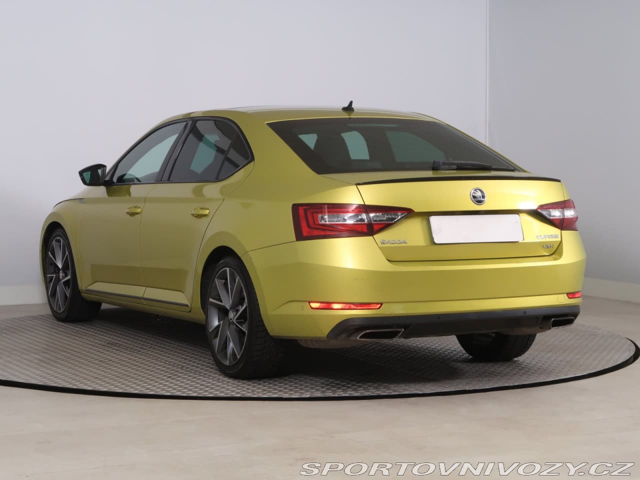 2018 Škoda SUPERB - 4