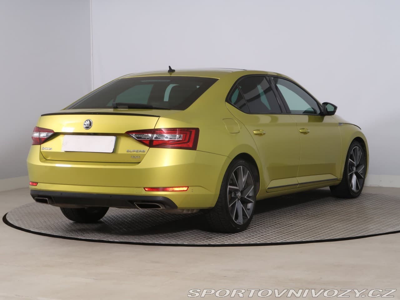 2018 Škoda SUPERB - 5