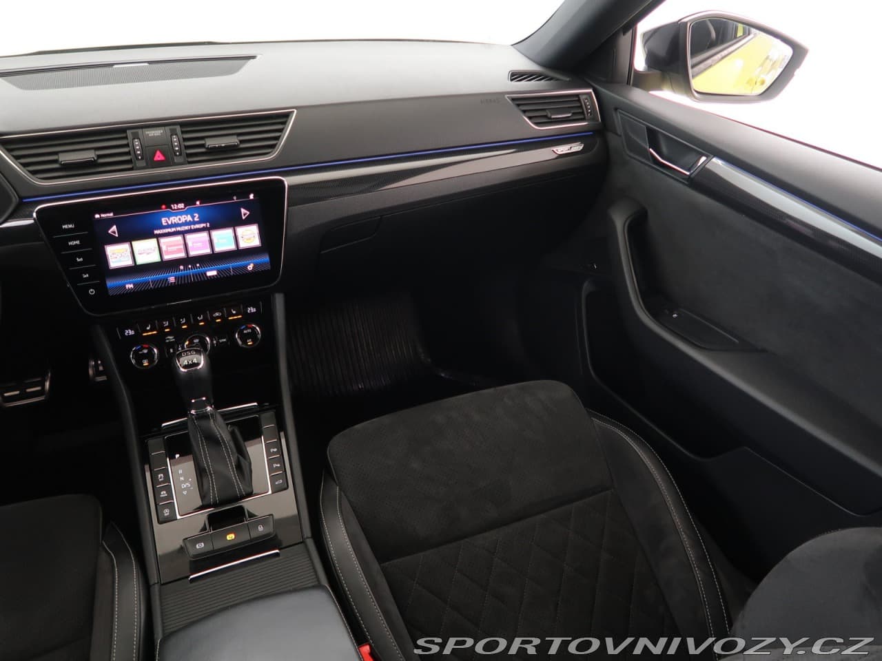 2018 Škoda SUPERB - 8