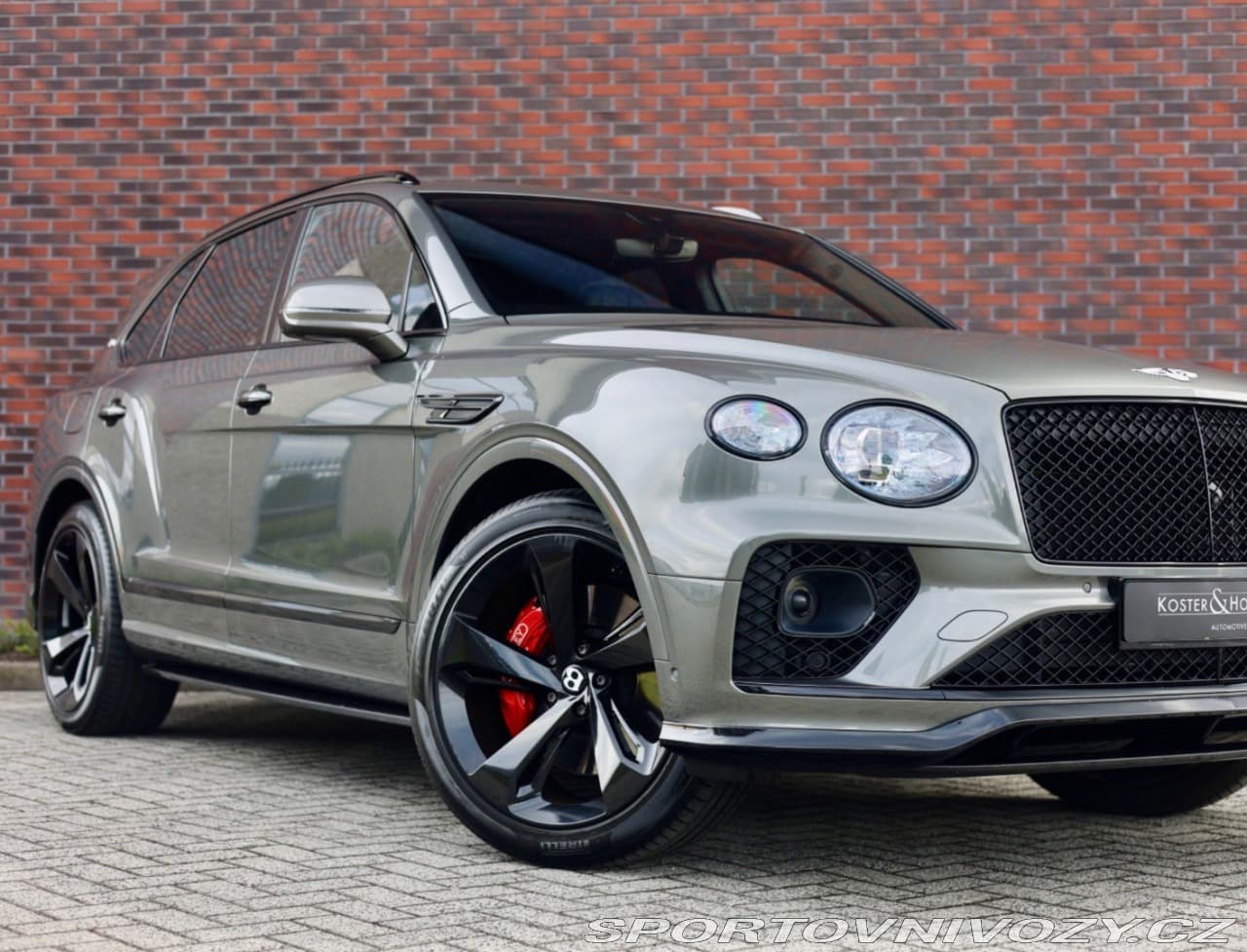 2021 Bentley BENTAYGA - 3