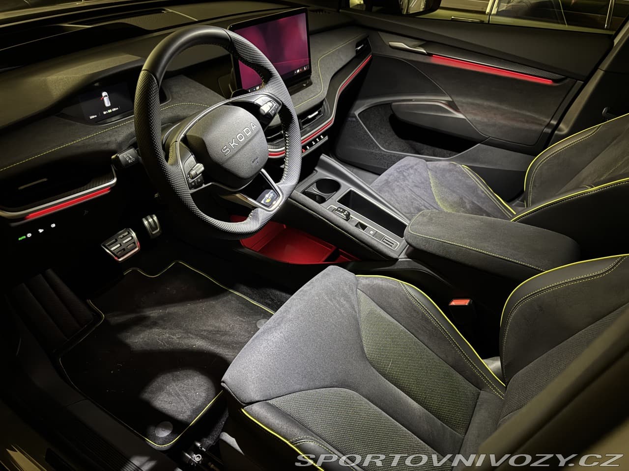 2025 Škoda ENYAQ - 8