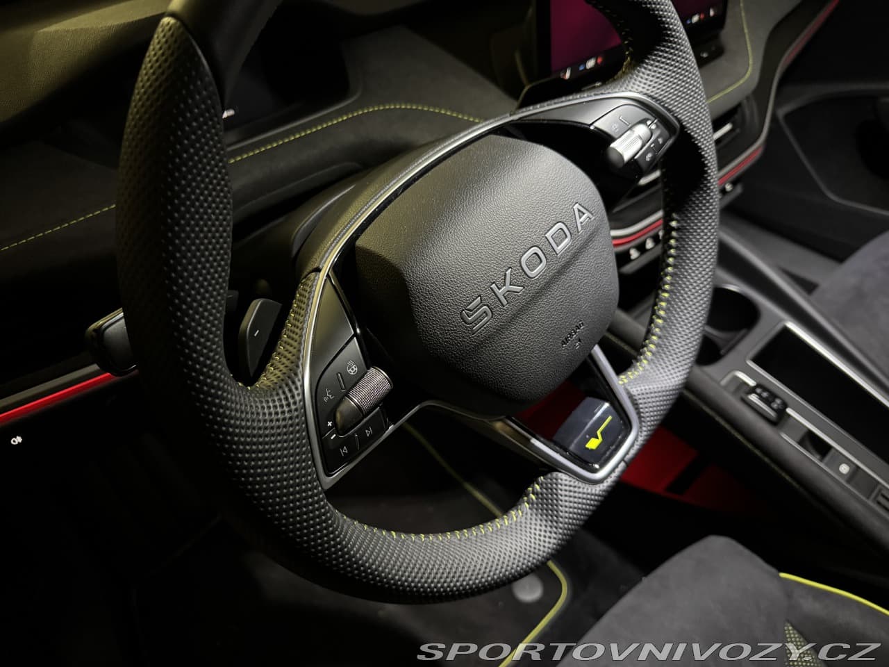 2025 Škoda ENYAQ - 9