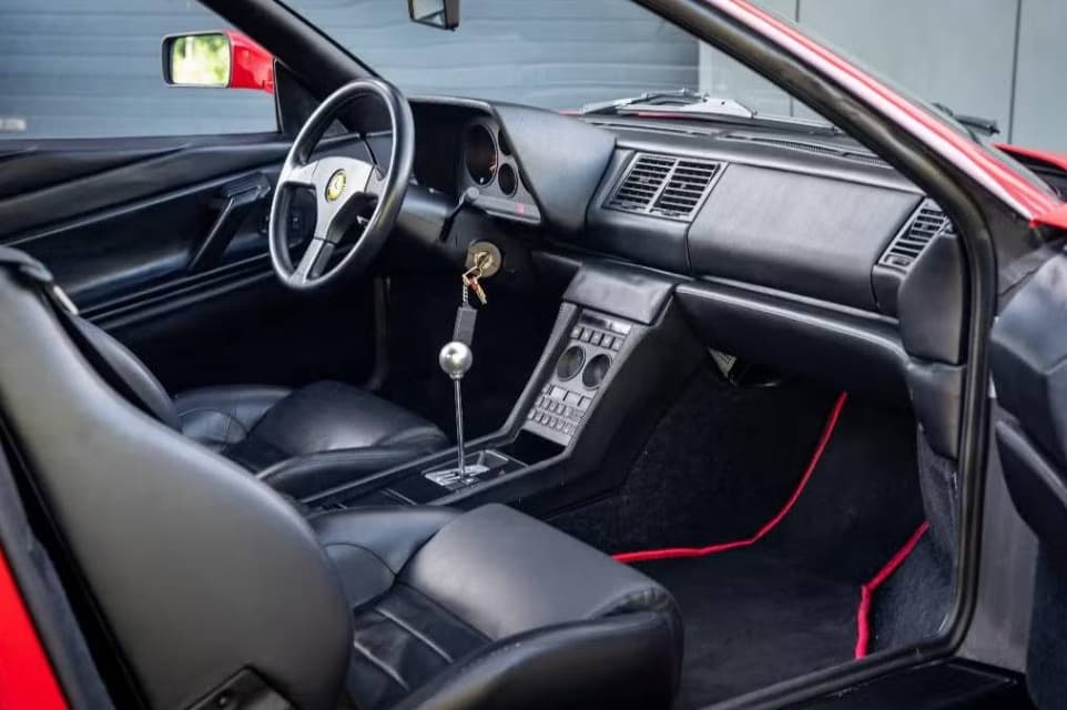 1990 Ferrari 348 - 9