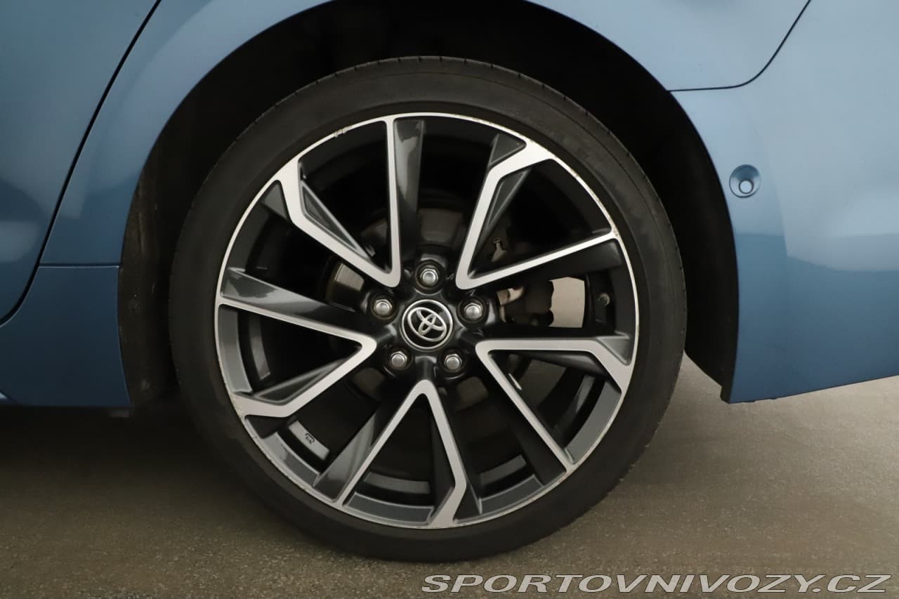2021 Toyota COROLLA - 23